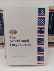The World Book Encyclopedia 1976 Bicentennial Edition Complete Volume Set 1 -22
