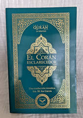 El Corán – Esclarecedor Paperback – Paperback By Dr Isa Garcia