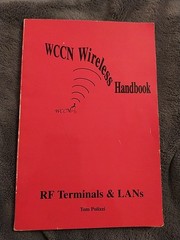 VINTAGE WCCN WIRELESS HANDBOOK RF TERMINALS LANS NETWORKING COMPUTER HISTOR 1993