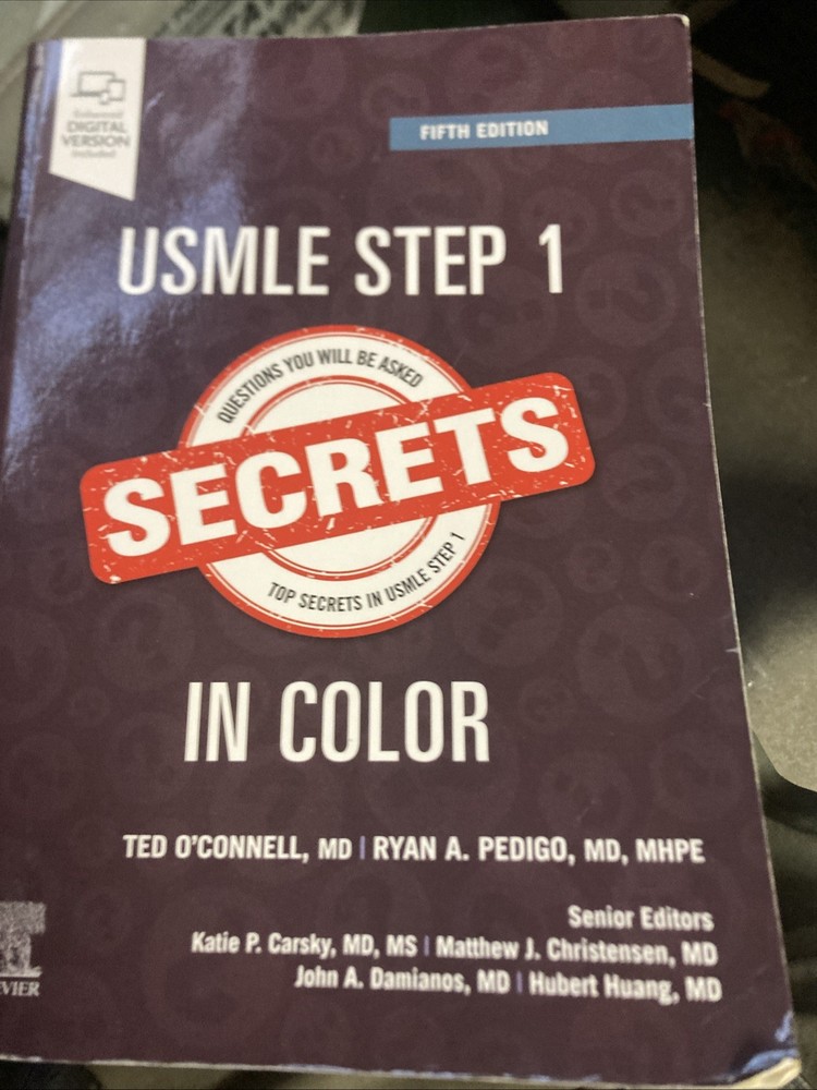USMLE Step 1 Secrets in Color (5th Edition) [Paperback]