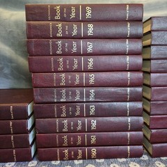 Britannica Book of the Year 1956-1986 Leather Hardcover Set 31 Volumes Excellent