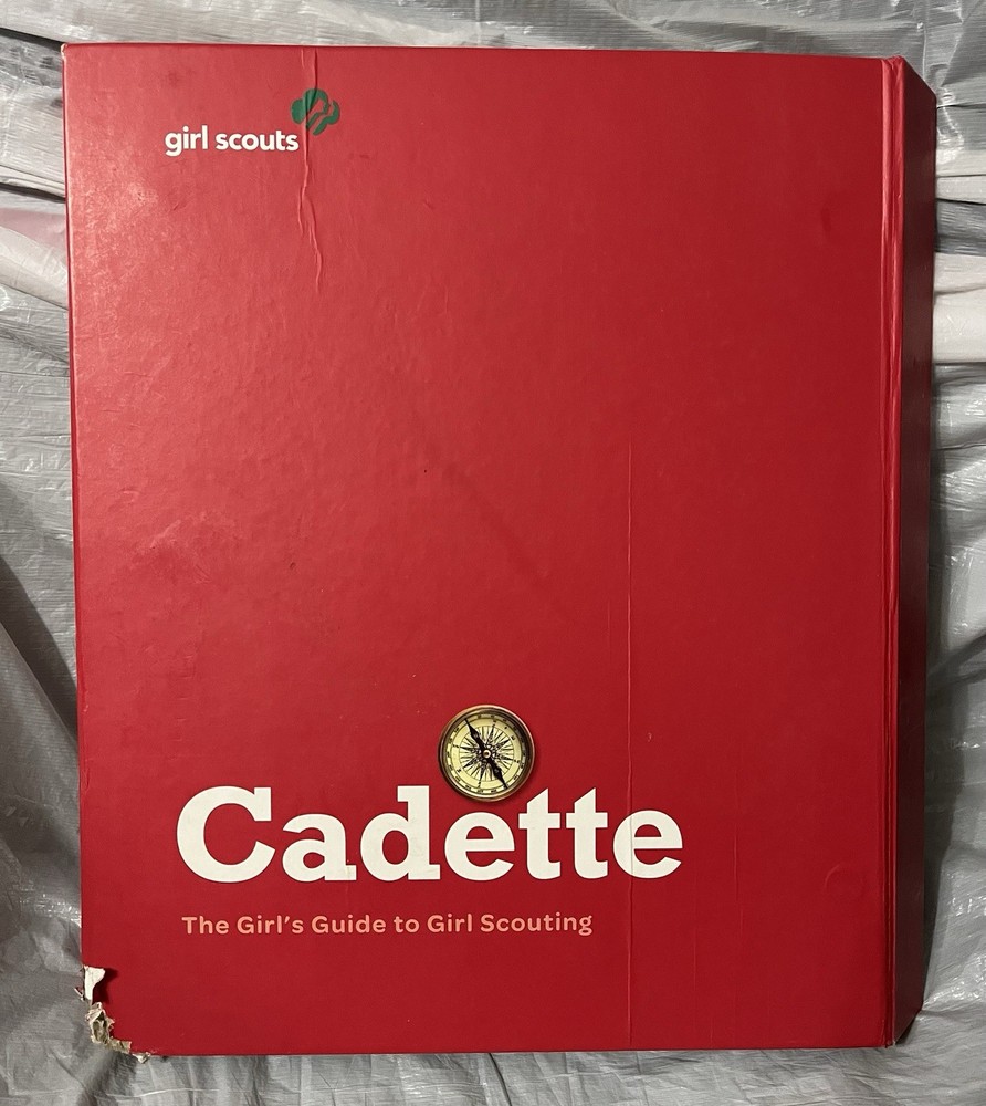 Cadette Girl’s Guide to Girl Scouting by Girl Scouts of the USA (2011)