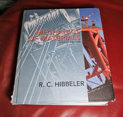 Mechanics of Materials (8th Edition) – Hardcover By Hibbeler, Russell C. – GOOD