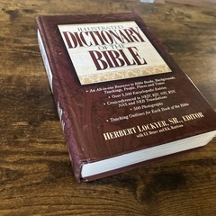 Thomas Nelson Illustrated Dictionary of the Bible Hardcover Study Resource