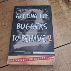 Getting the Buggers to Behave by Sue Cowley (2003, Uk-Trade Paper)