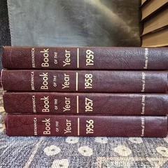 Britannica Book of the Year 1956-1986 Leather Hardcover Set 31 Volumes Excellent