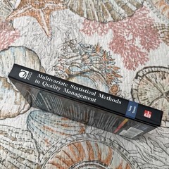 Multivariate Statistical Methods in Quality Management Hardcover