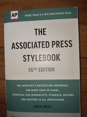 The Associated Press Stylebook: 2022-2024 by Associated Press [Paperback]