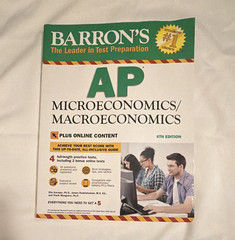 Barron’s AP Microeconomics/Macroeconomics Study Guide Book 6th Edition
