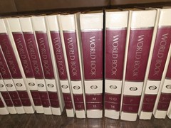 1986 World Book Encyclopedia Complete Set 1-22 + 1995-2000 World Books