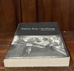 On Writing : A Memoir of the Craft by Stephen King | Paperback w/ FREE SHIPPING