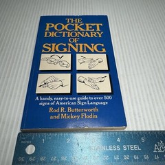 The Pocket Dictionary of Signing Mickey Flodin Rod R. Butterworth 1992 Paperback