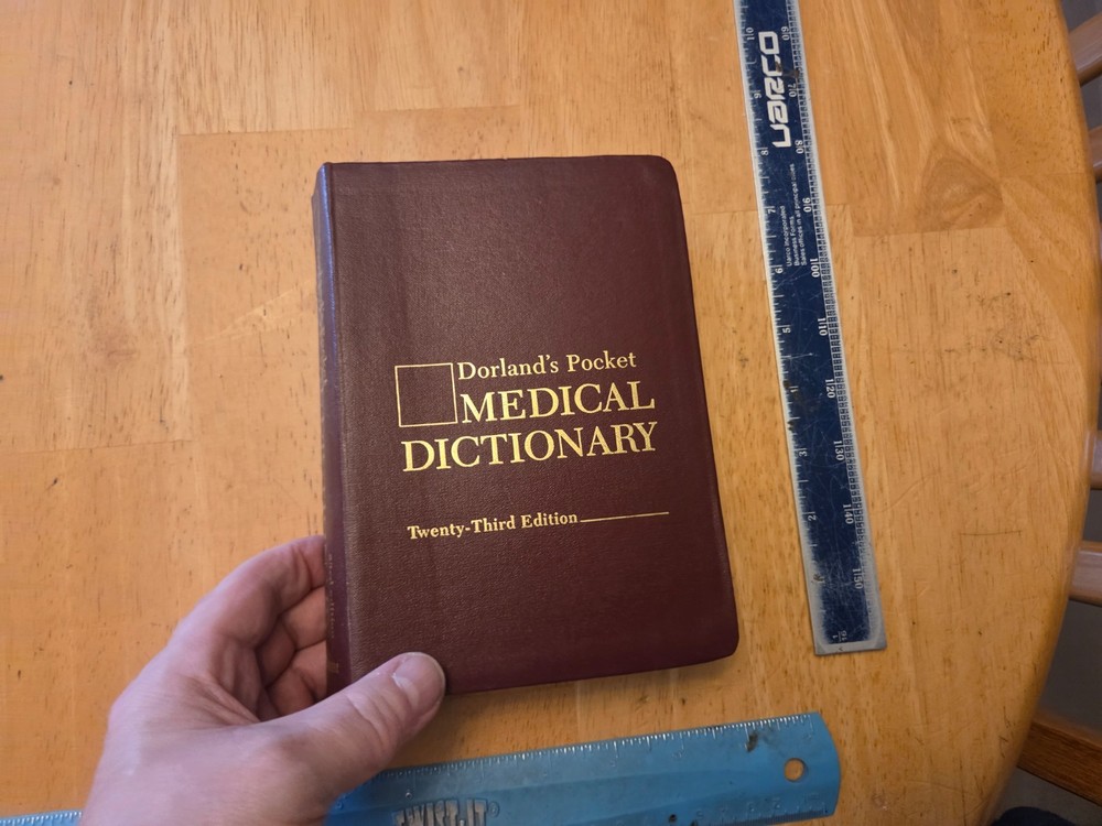 Dorland’s Pocket Medical Dictionary by Newman W. Dorland (1982, Hardcover)
