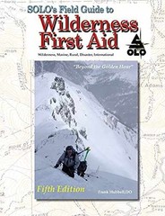 SOLO Field Guide to Wilderness – Paperback, by Hubbell Frank – Acceptable n