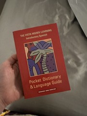 Vista Higher Learning Introductory Spanish Pocket Dictionary & Language Guide