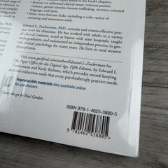 Clinician’s Thesaurus : The Guide to Conducting Interviews ,New and Sealed