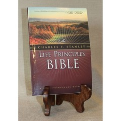 Charles F. Stanley Life Principles Bible Paperback Resource Guide