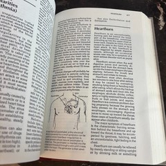Funk & Wagnalls Family Medical Guide 1990 Hardcover 574 Pages