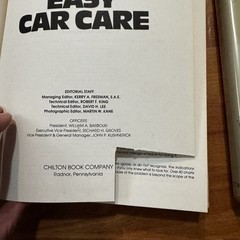 Chilton’s Auto Restoraton Guide- Burt Mills- 1975- 291 Pages + 1978 Chilton HC
