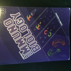 Janeway’s Immunobiology – paperback Murphy, Kenneth