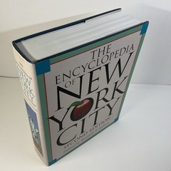 [PERFECT!!] The Encyclopedia of New York City HC Book by Kenneth T Jackson