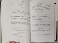 CLASSICAL ELECTRODYNAMICS John David Jackson HC/DJ Wiley TEXTBOOK (c) 1962