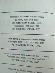 Universal Standard Encyclopedia 1956 1957 1958 Funk & Wagnalls Vol 22 Hardcover