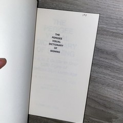 THE PERIGEE VISUAL DICTIONARY OF SIGNING By Rod R. Butterworth & Mickey Flodin