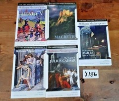 5 Book Lot PB Shakespeare Macbeth Hamlet Henry V Comedy of Errors Julius Caesar
