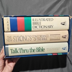 Nelson’s Basic Bible Reference Library 3-Vol Illustrated Box Set Dictionary