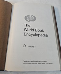1974 The WORLD BOOK Encyclopedia Vol. 5 “D” Hardcover Book EXCELLENT