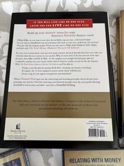 NEW•Dave Ramsey•Manage Money•Financial Peace(2)Books(3)DVD’S(1)Journal(1)Planner