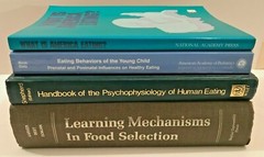 Lot 4 books on food, eating choices, behavior – Learning Mechanisms, Physiology