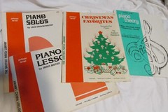The Bastien Piano Library: Piano Lessons, Primer level- Paperback 4 books