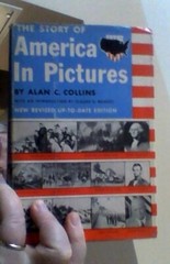 A Collins’ The Story of America In Pictures – HB Book (286 pages) – VG conditin