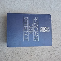 1985 39TH EDITION PHYSICIAN’S DESK REFERENCE BOOK – MED
